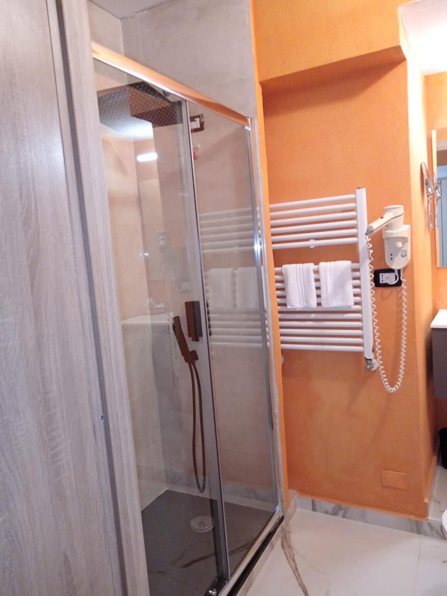 ג'נובה Hotel Veronese מראה חיצוני תמונה