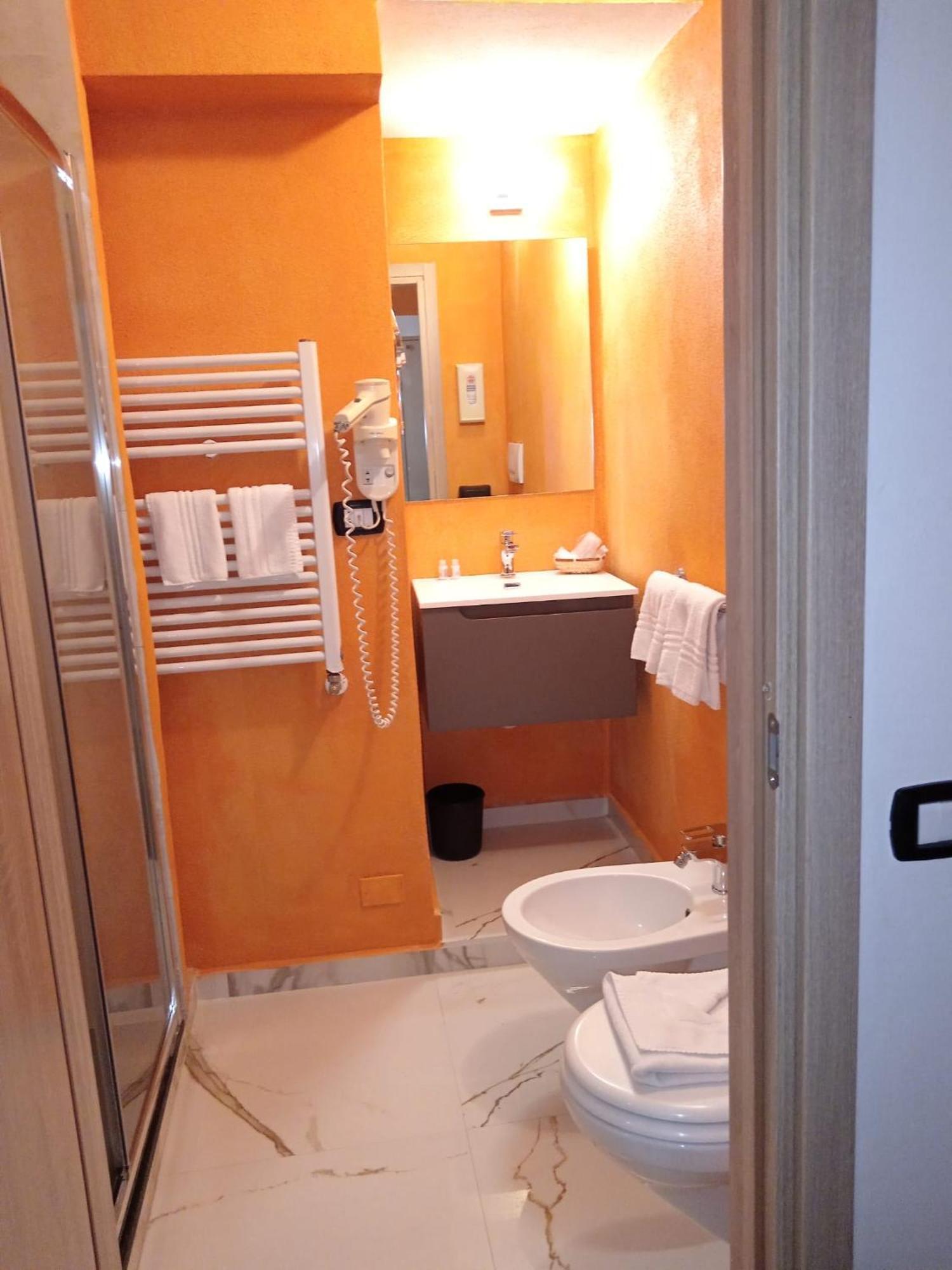 ג'נובה Hotel Veronese מראה חיצוני תמונה