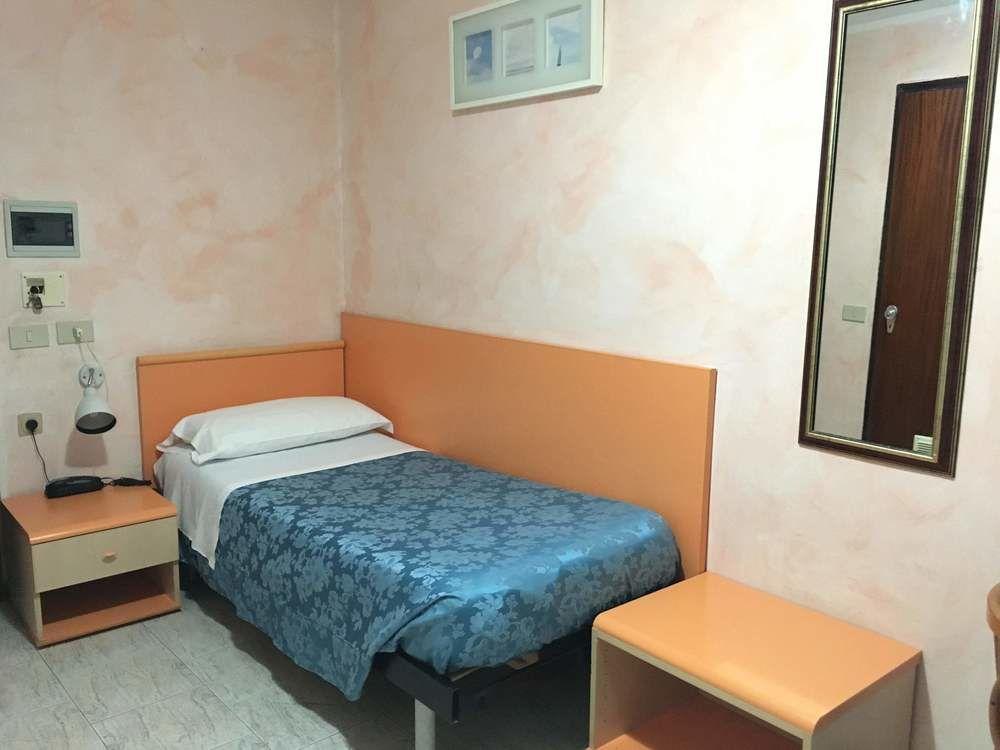 ג'נובה Hotel Veronese מראה חיצוני תמונה
